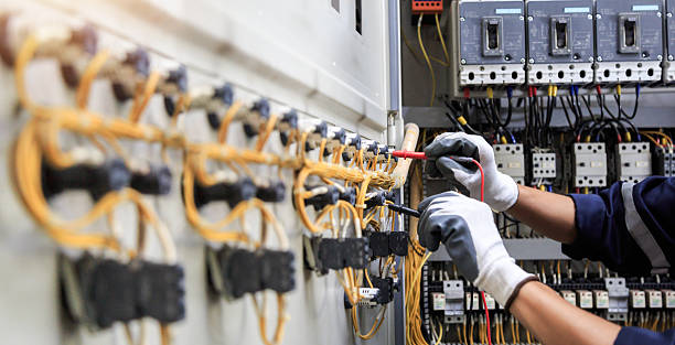 Professional Electrician technician working in Lyons, CO